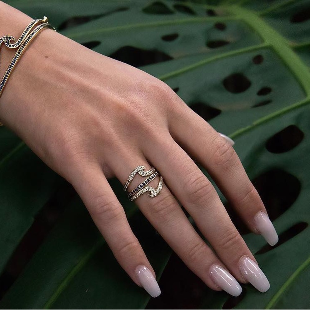 Diamond Wave Ring - Picture 4 of 4